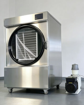 Asciugatrice industriale per la liofilizzazione di caramelle, succhi di frutta, latte e alimenti