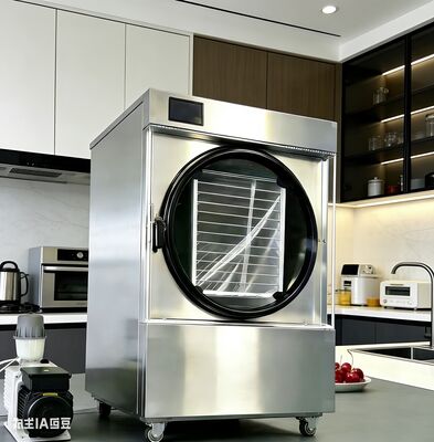 Il miglior investimento in cucina che abbiamo fatto. Il piccolo liofilizzatore si ripaga riducendo gli sprechi, creando snack salutari e costruendo la sicurezza alimentare per la nostra famiglia.